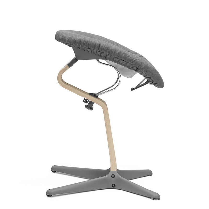 Stokke®  Nomi Hochstuhl Babyaufsatz &amp; Matratzenbezug Grey /Grey Sand