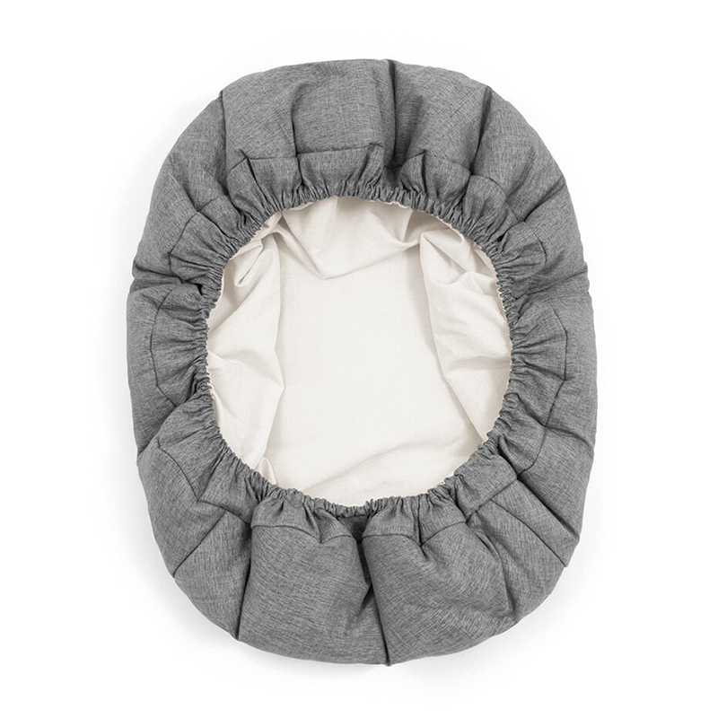 Stokke®  Nomi Hochstuhl Babyaufsatz &amp; Matratzenbezug Grey /Grey Sand