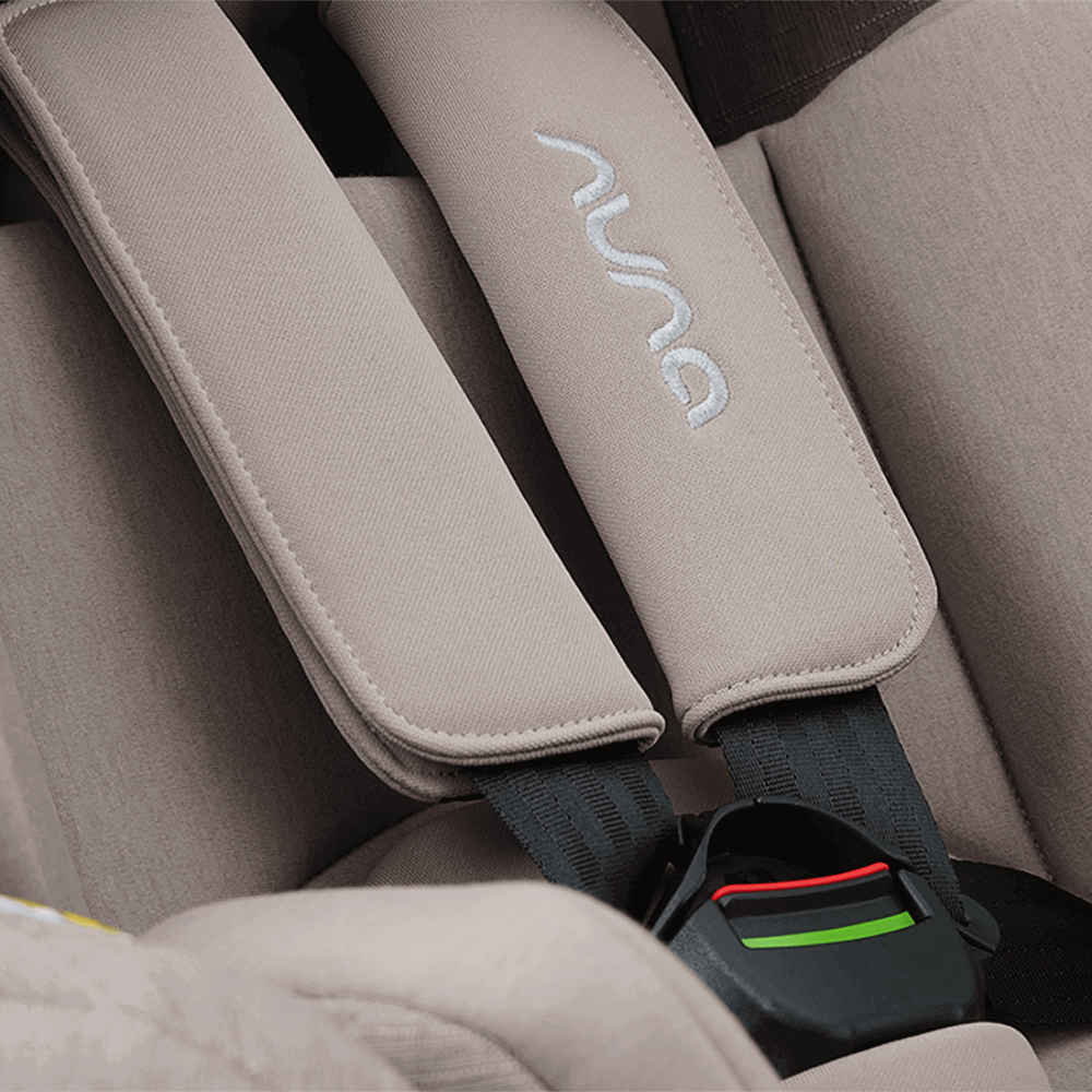 Nuna Autositz Todl Next in Chateau Gurtsystem Closeup