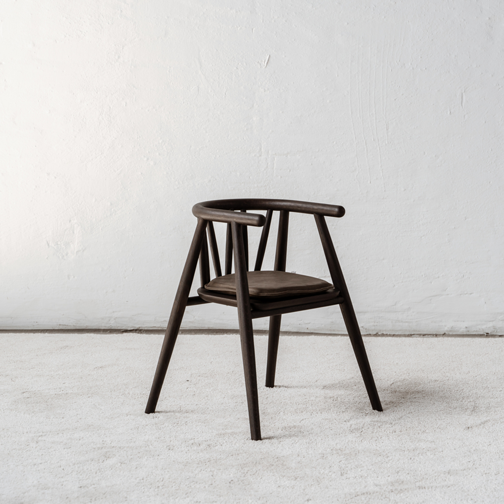 Oaklings  Sitzkissen aus Leder &#39;Scarlet&#39; Dark Brown
