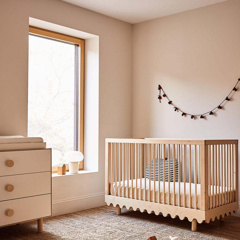 Oeuf NYC  Babybett &#39;Moss&#39; Birke  70 x 140 cm