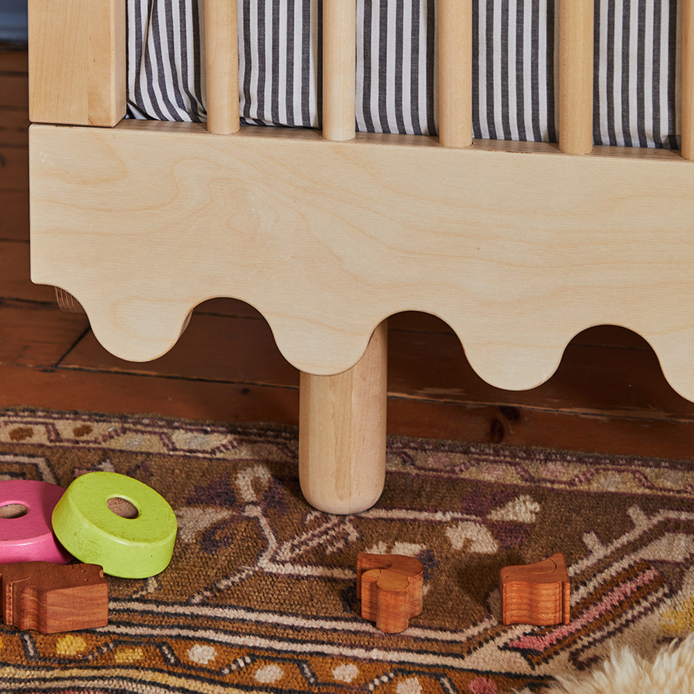 Oeuf NYC  Babybett &#39;Moss&#39; Birke  70 x 140 cm