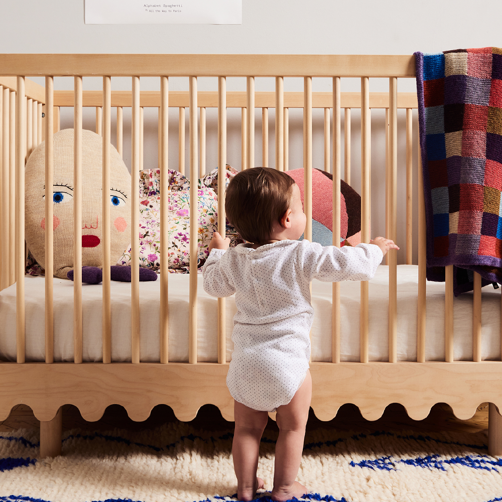 Oeuf NYC  Babybett &#39;Moss&#39; Birke  70 x 140 cm
