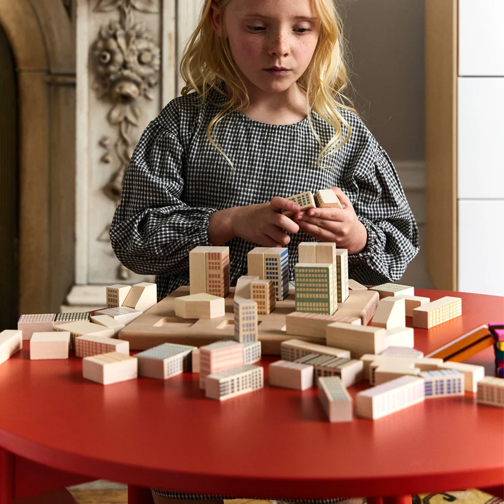 Oeuf NYC  Kindertisch 'Moss' Tomato - Online MY SNOWFLAKE