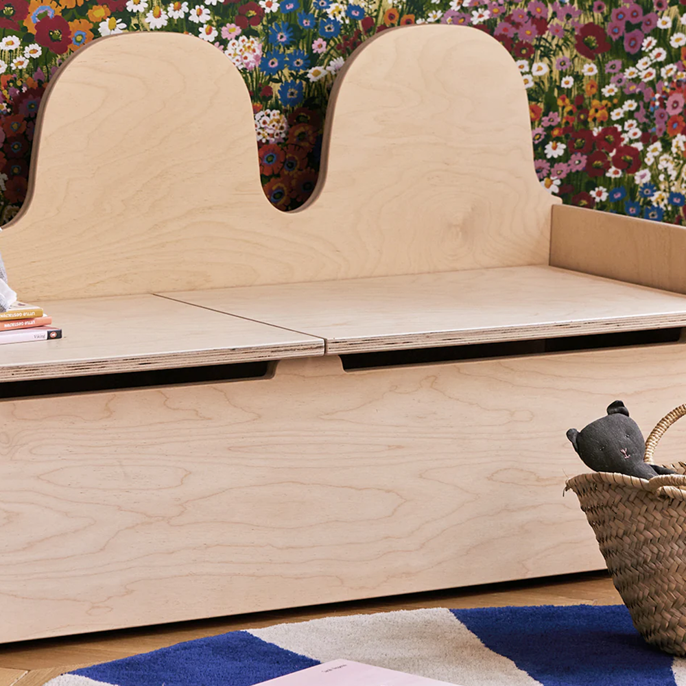 Oeuf NYC  Bank mit Aufbewahrung 'Camel' Birke