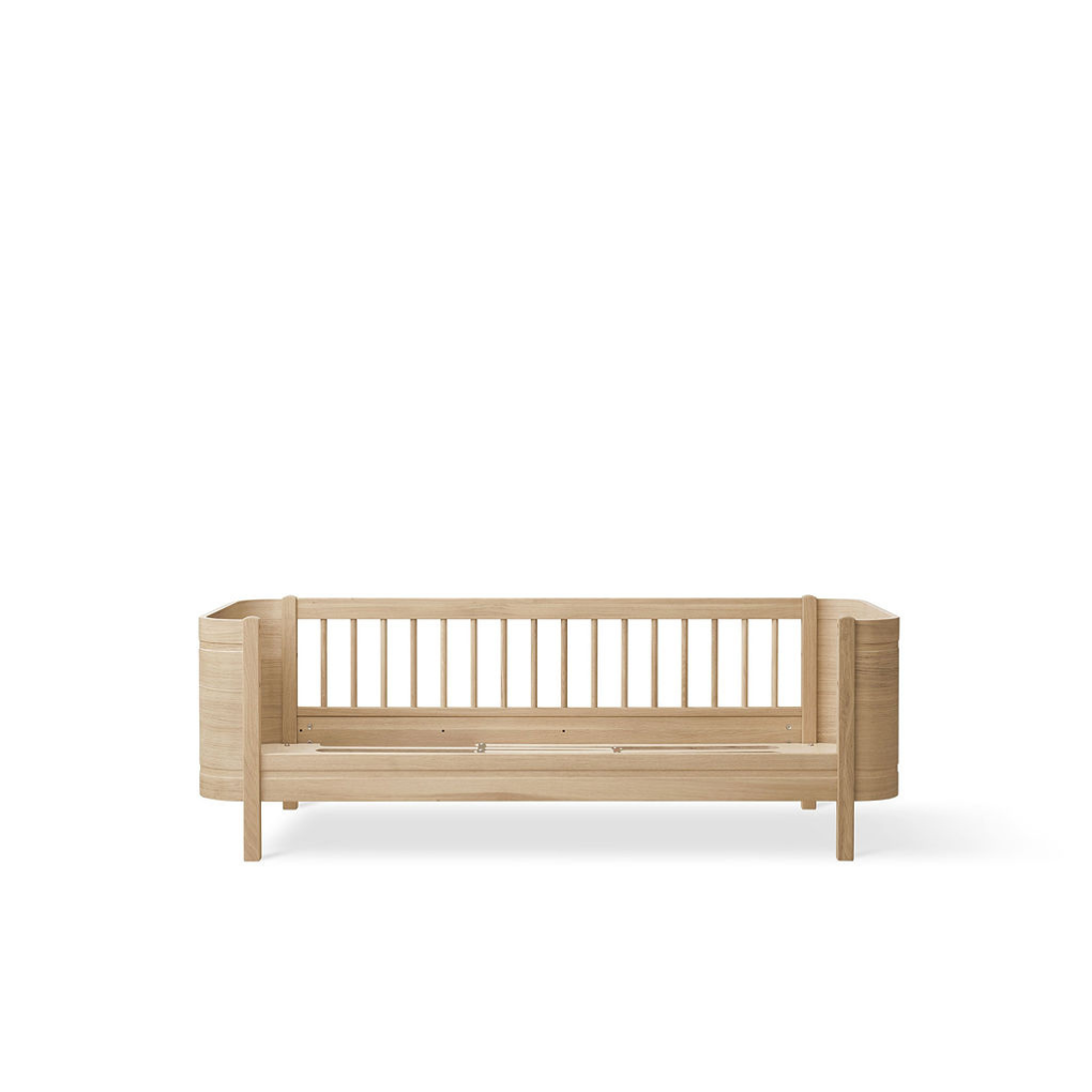 Oliver Furniture Conversion Kit Wood Mini+ Mid-high Loft Bed to Junior Bed Oak