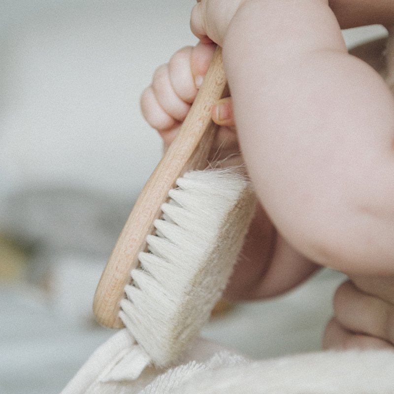 Petit Stellou  Baby Haarbürste  Natur