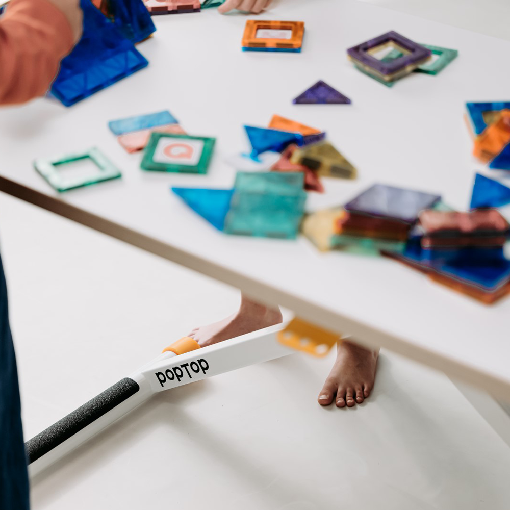 Poptop Höhenverstellbarer Kinderschreibtisch Weiss