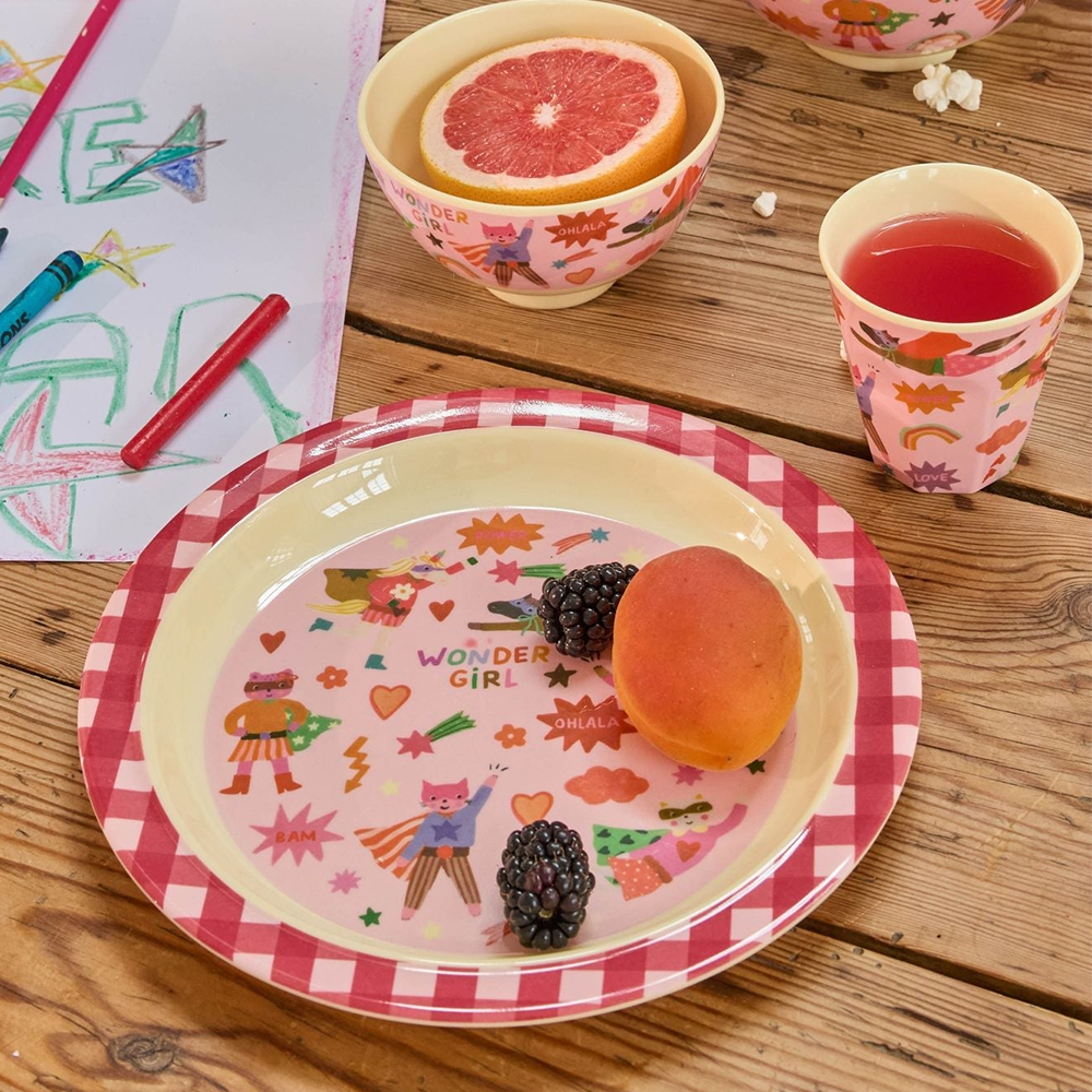 Rice Assiette mélamine enfant « Hero » Rose