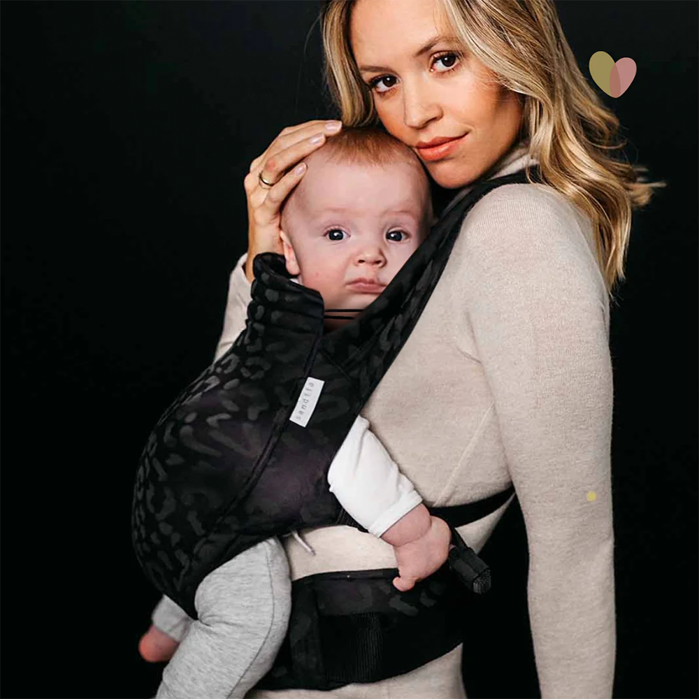 Sandiia Babytrage Tiimeless Leodiia Black - Online MY SNOWFLAKE