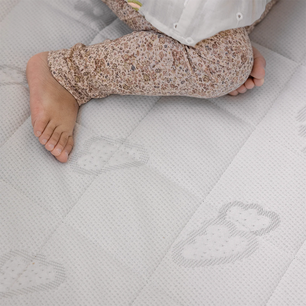 Sebras Baby and Junior Bed Classic White