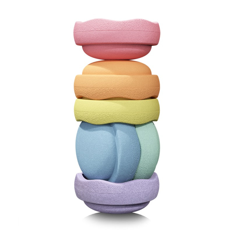 Tolle Zusammenstellung des Set mit 6 Stapelsteinen in schönen Regenbogenfarben in Pastell