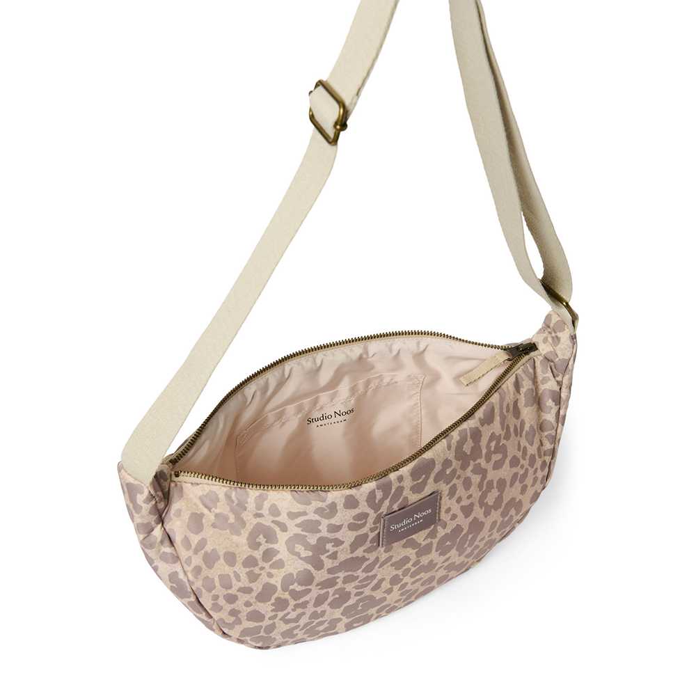 Studio Noos sac banane pour adultes « Puffy » beige léopard