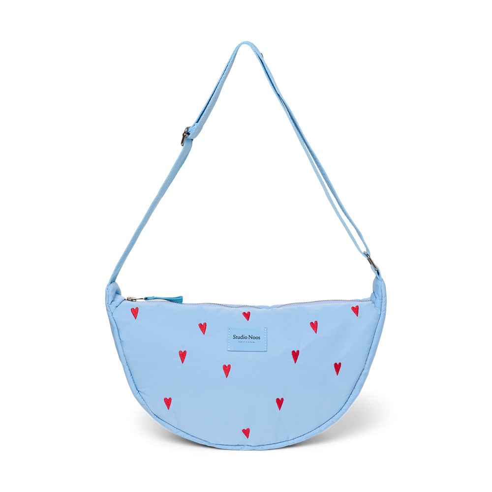 Studio Noos Gürteltasche für Erwachsene 'Puffy' Light Blue Hearts - Online MY SNOWFLAKE