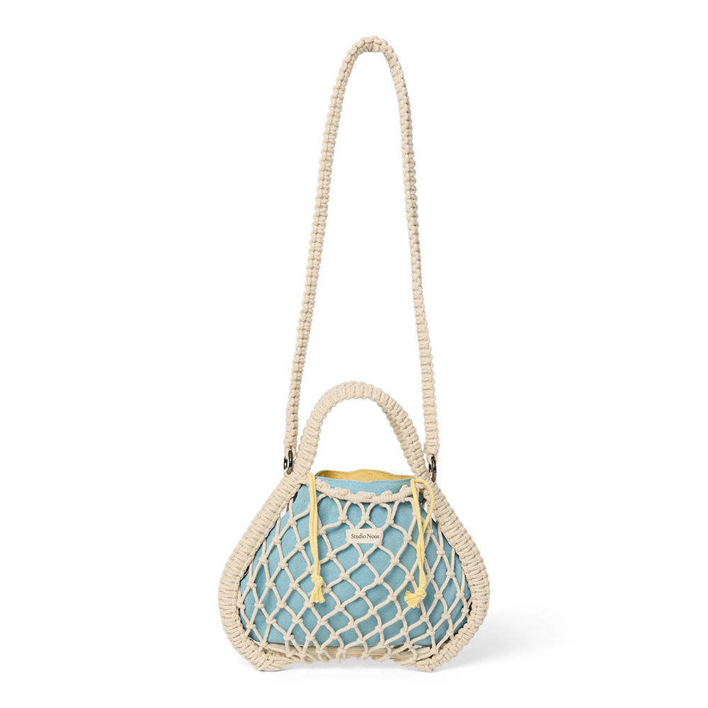 Studio Noos Macramé Handtasche mit wendbarer Innentasche in Blau-Gelb 'Mini Bag' Natural