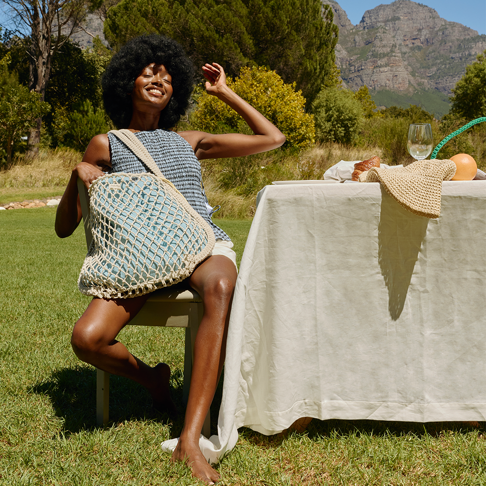 Studio Noos Sac cabas en macramé avec pochette intérieure réversible 'Mom Bag' Natural