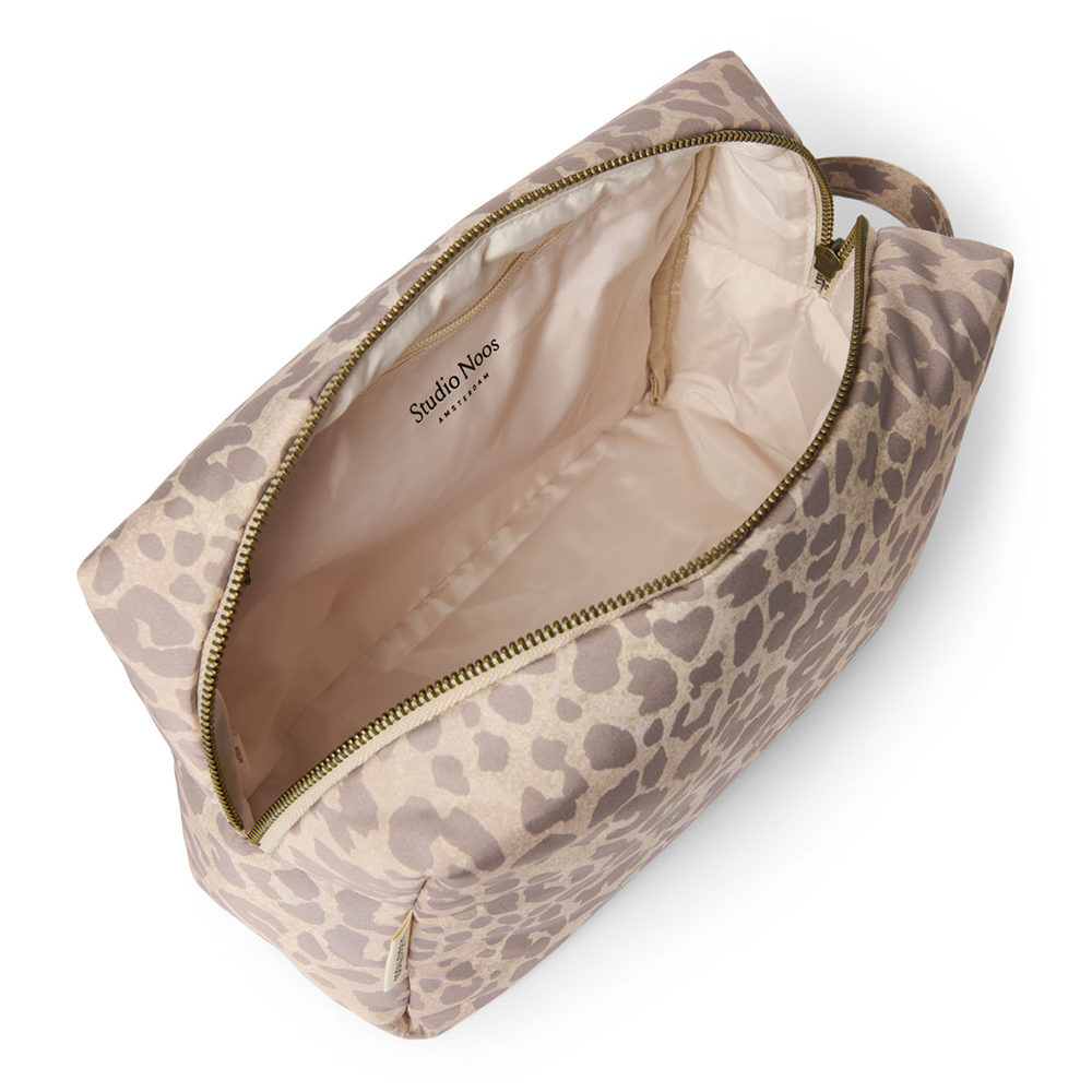Studio Noos Toiletry Bag 'Puffy' Beige Leopard