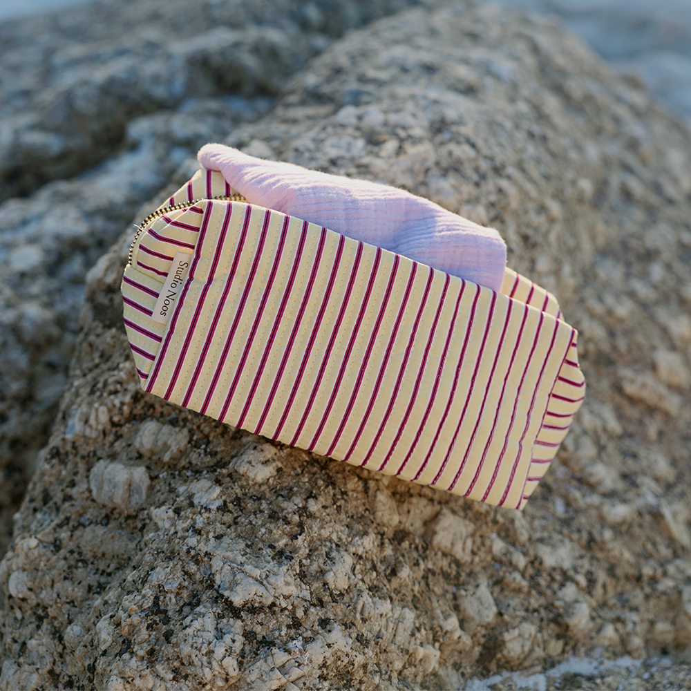 Studio Noos Trousse de toilette « Poplin Pouch » rayée jaune beurre