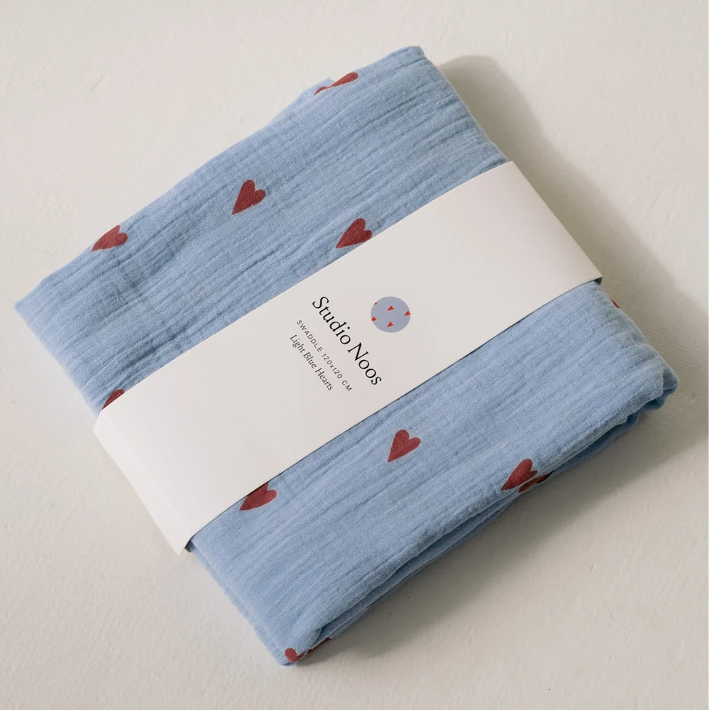 Studio Noos Mulltuch 'Hearts' 70 x 70 cm Light Blue - Online MY SNOWFLAKE