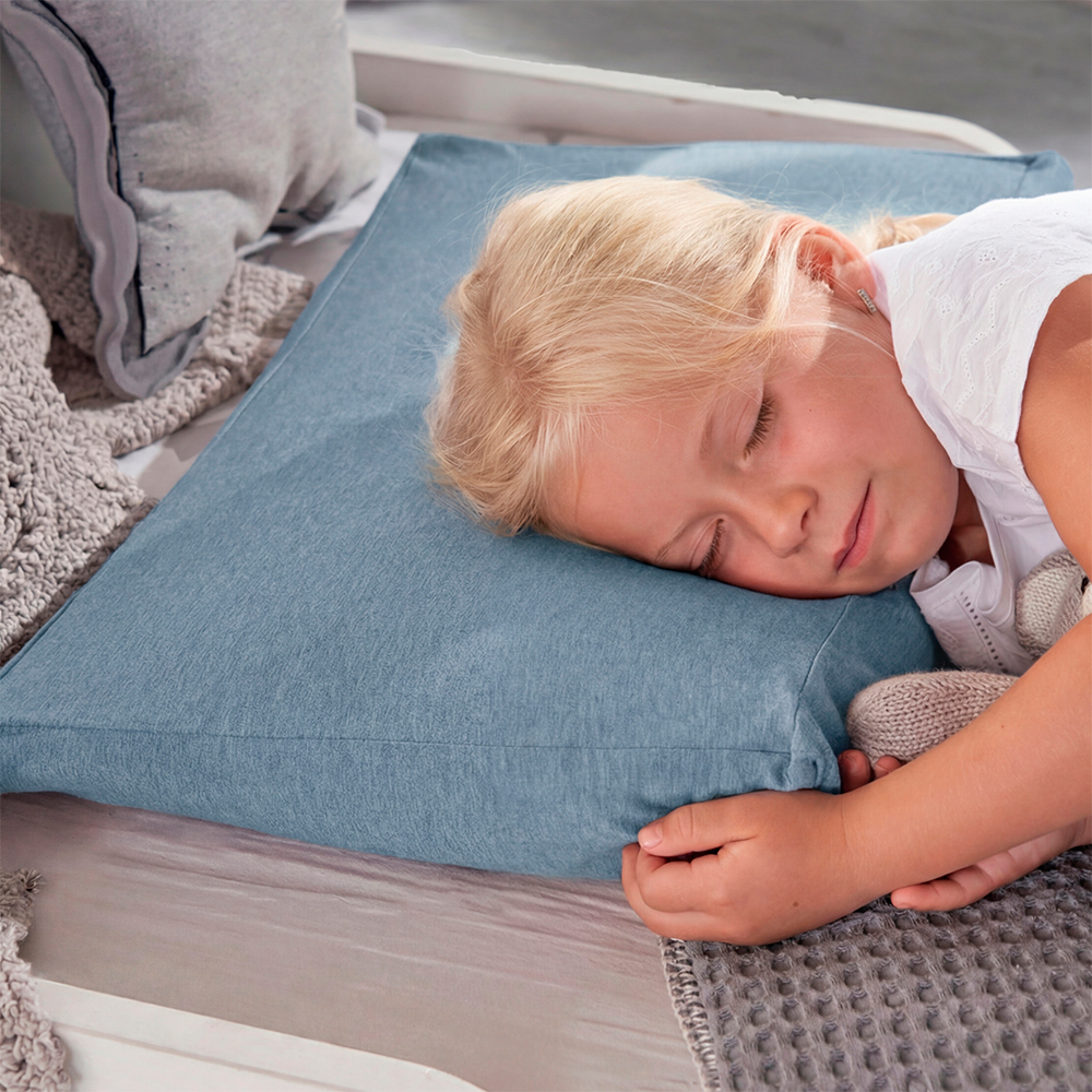 Theraline  Kinderkopfkissen inkl. Bezug 'Bamboo Collection' Melange Blau-grau - Online MY SNOWFLAKE