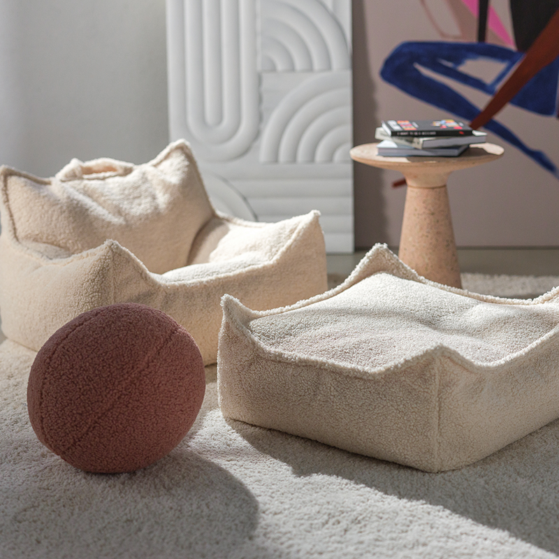 Wigiwama  Quadratischer Ottoman Cream White