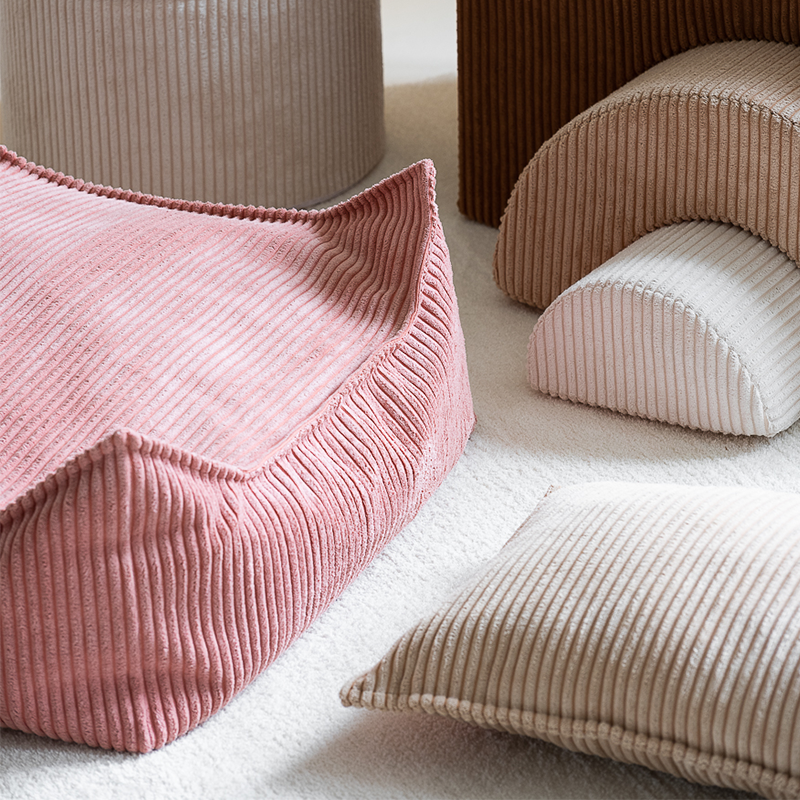 Wigiwama  Quadratischer Ottoman  Pink Mousse - Online MY SNOWFLAKE