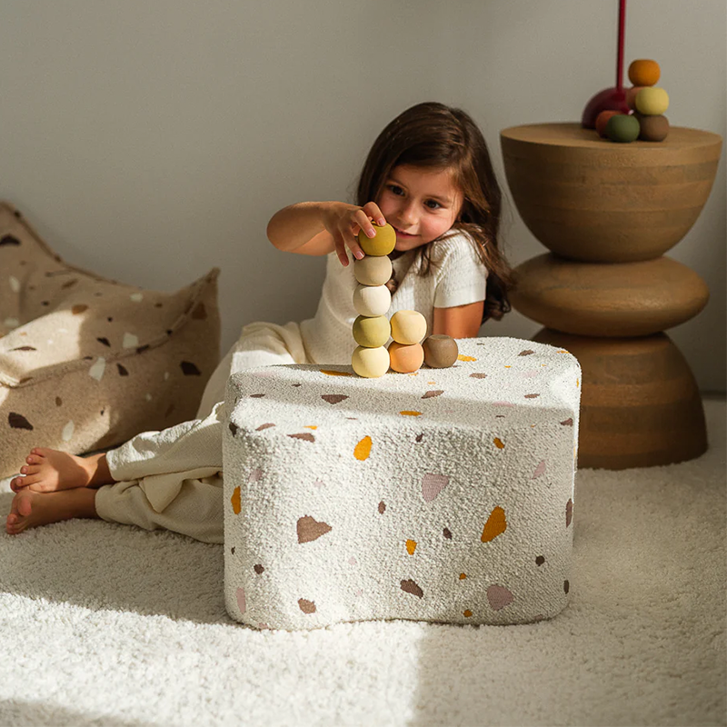 Wigiwama Pouf « Terrazzo Cloud » Marbre