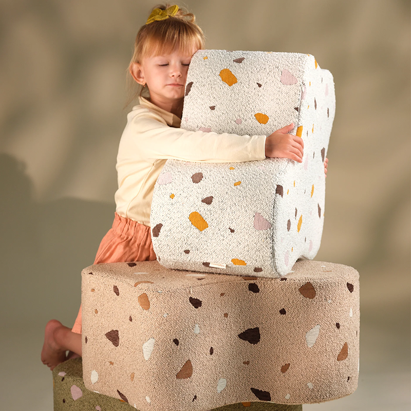 Wigiwama Pouf « Terrazzo Cloud » Marbre
