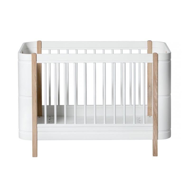 Oliver Furniture &lt;br/&gt; Babybett (und Kinderbett) Wood Mini+ &lt;br/&gt; Weiss/Eiche,Babybetten, Oliver Furniture - SNOWFLAKE kindermöbel concept store