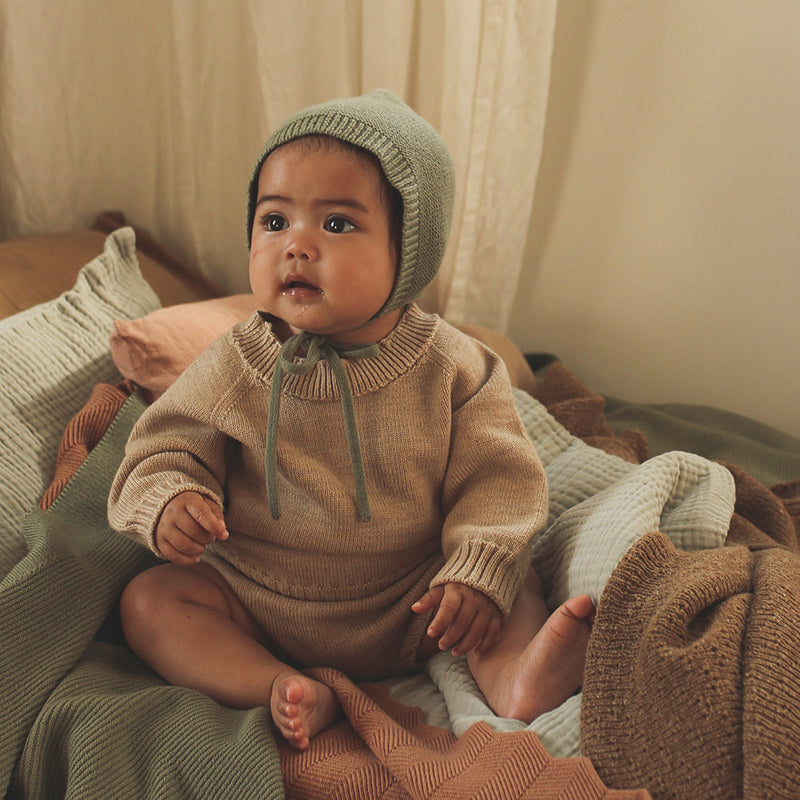 Hvid  Baby Strickmütze Dolly  Artichoke