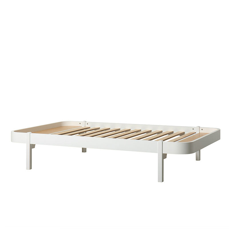 Oliver Furniture  Wood Lounger Bett 120 x 200 cm  Weiss