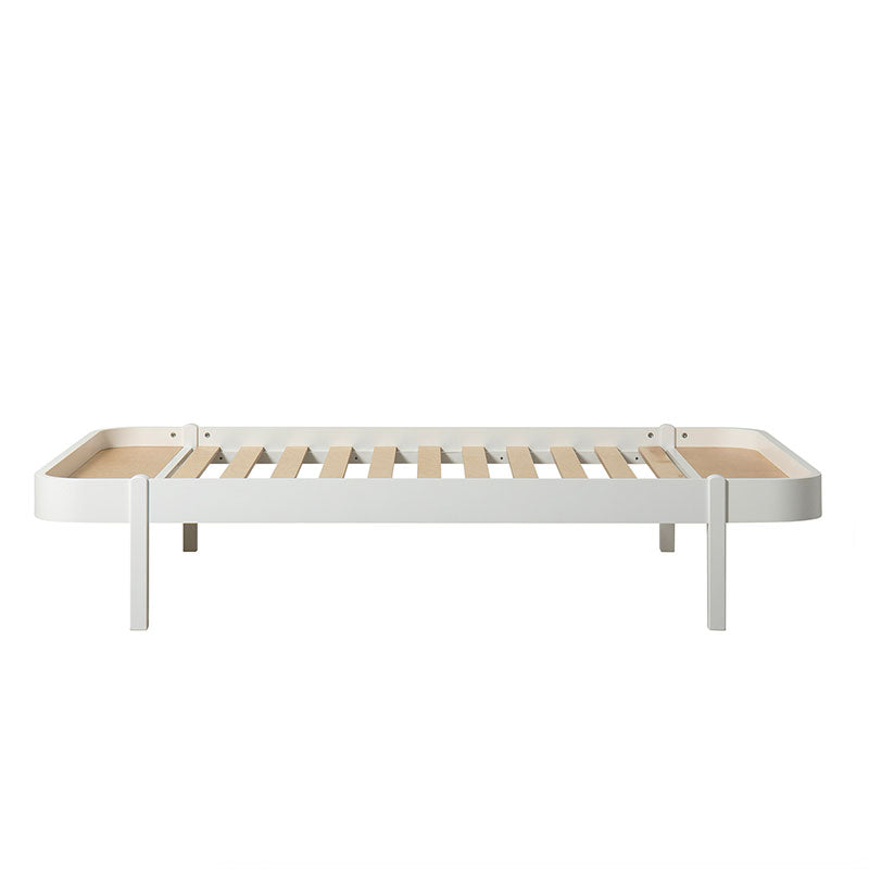 Oliver Furniture  Wood Lounger Bett 120 x 200 cm  Weiss