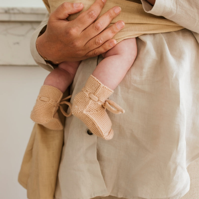 Hvid  Baby Strickschuhe  Apricot