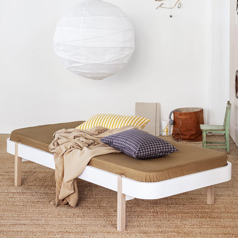 Oliver Furniture  Wood Lounger Bett 90 x 200 cm  Weiss/Eiche